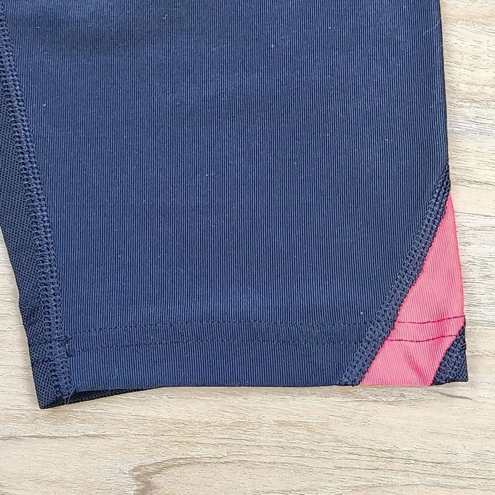☔️🔺️Nike Black & Coral Cropped Running Athletic Pants Small